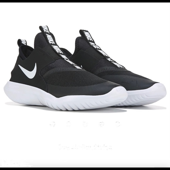 Nike Max Runner Big kid sport shoes size 7Y